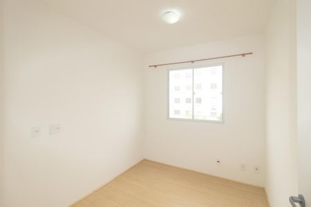 Quarto 2 de apartamento para alugar com 2 quartos, 47m² em Guaratiba, Rio de Janeiro