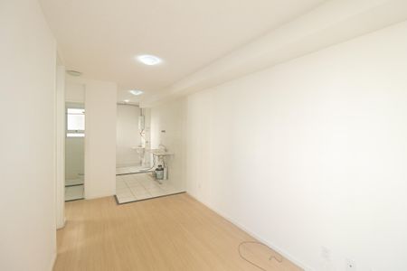 Sala de apartamento para alugar com 2 quartos, 47m² em Guaratiba, Rio de Janeiro