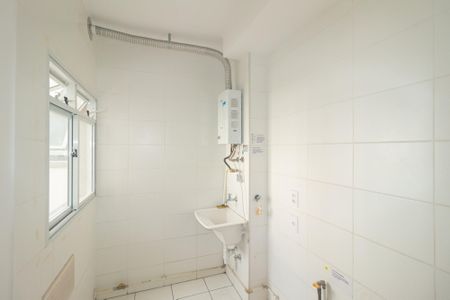 Apartamento para alugar com 47m², 2 quartos e sem vaga Apartamento para alugar com 47m², 2 quartos e sem vagaCozinha e Área de Serviço