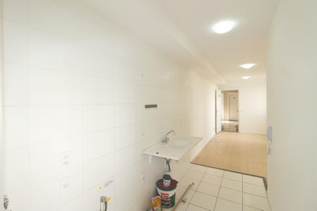Apartamento para alugar com 47m², 2 quartos e sem vaga Apartamento para alugar com 47m², 2 quartos e sem vagaCozinha e Área de Serviço