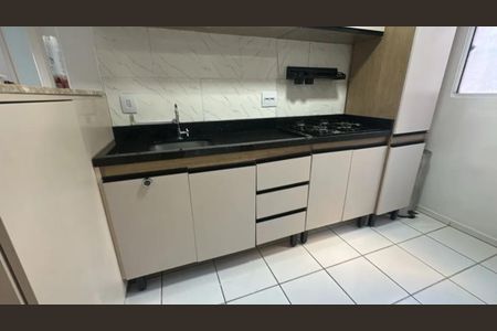 Cozinha de apartamento para alugar com 2 quartos, 55m² em Igara, Canoas