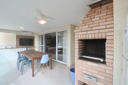 Apartamento para alugar com 120m², 3 quartos e 2 vagasVaranda