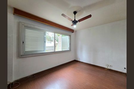 Apartamento para alugar com 132m², 3 quartos e 1 vaga Apartamento para alugar com 132m², 3 quartos e 1 vagaSuíte
