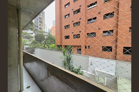 Apartamento para alugar com 132m², 3 quartos e 1 vaga Apartamento para alugar com 132m², 3 quartos e 1 vagaVaranda