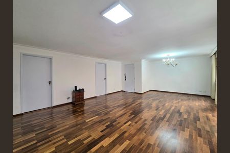 Apartamento para alugar com 132m², 3 quartos e 1 vaga Apartamento para alugar com 132m², 3 quartos e 1 vagaSala