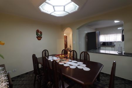 Casa à venda com 200m², 2 quartos e 2 vagasSala de Jantar