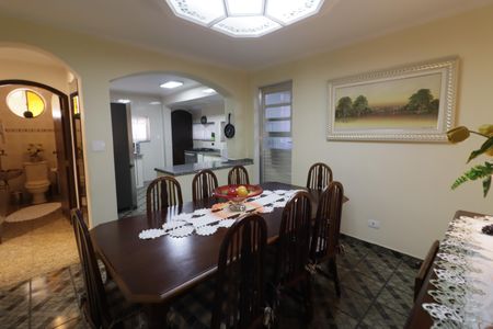 Casa à venda com 200m², 2 quartos e 2 vagasSala de Jantar