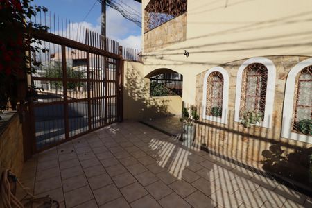 Casa à venda com 200m², 2 quartos e 2 vagasGaragem