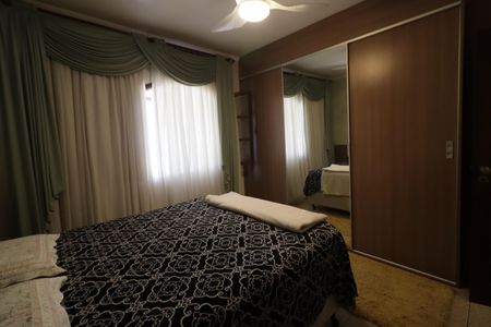 Casa à venda com 200m², 2 quartos e 2 vagasQuarto 2