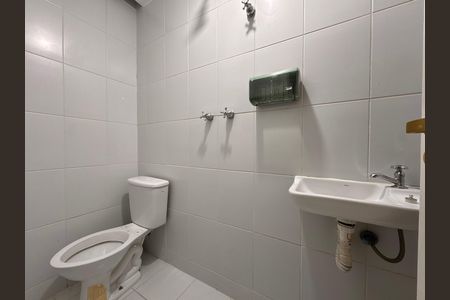 Apartamento à venda com 330m², 3 quartos e 3 vagasCozinha e Área de Serviço - Banheiro