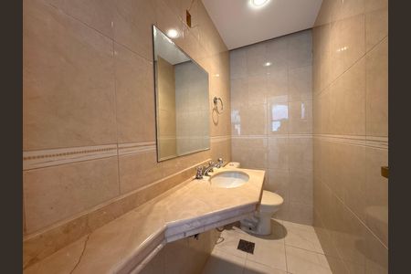 Apartamento à venda com 330m², 3 quartos e 3 vagasLavabo