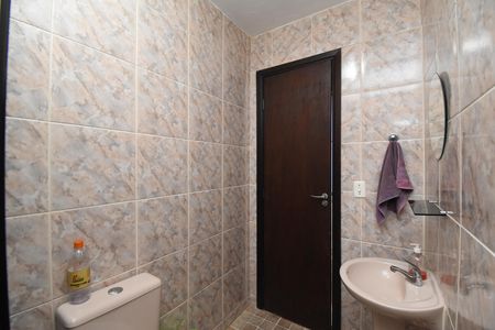 Casa à venda com 200m², 3 quartos e 4 vagasBanheiro da Área gourmet