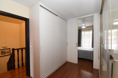 Casa à venda com 200m², 3 quartos e 4 vagasSuíte