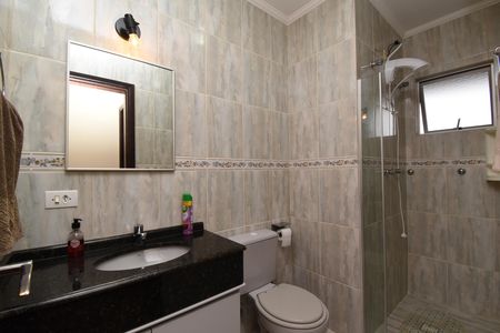 Casa à venda com 200m², 3 quartos e 4 vagasBanheiro 2