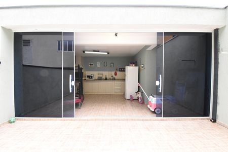Casa à venda com 200m², 3 quartos e 4 vagasÁrea gourmet