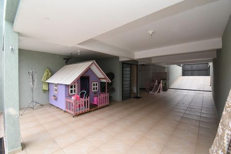 Casa à venda com 200m², 3 quartos e 4 vagasÁrea externa/Garagem
