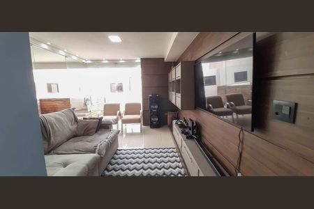 Apartamento à venda com 104m², 2 quartos e 3 vagas Apartamento à venda com 104m², 2 quartos e 3 vagasSala