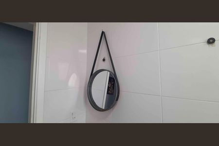 Apartamento à venda com 104m², 2 quartos e 3 vagas Apartamento à venda com 104m², 2 quartos e 3 vagasBanheiro social