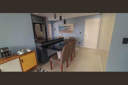 Apartamento à venda com 104m², 2 quartos e 3 vagas Apartamento à venda com 104m², 2 quartos e 3 vagasCopa