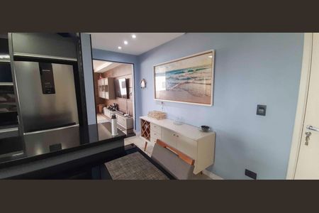 Apartamento à venda com 104m², 2 quartos e 3 vagas Apartamento à venda com 104m², 2 quartos e 3 vagasCozinha