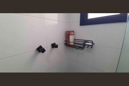 Apartamento à venda com 104m², 2 quartos e 3 vagas Apartamento à venda com 104m², 2 quartos e 3 vagasBanheiro social