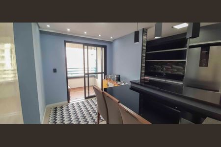 Apartamento à venda com 104m², 2 quartos e 3 vagas Apartamento à venda com 104m², 2 quartos e 3 vagasCopa