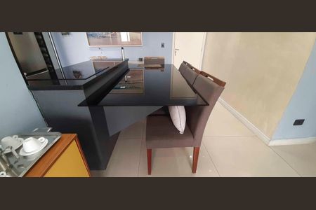 Apartamento à venda com 104m², 2 quartos e 3 vagas Apartamento à venda com 104m², 2 quartos e 3 vagasCopa