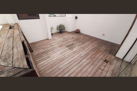 Apartamento à venda com 104m², 2 quartos e 3 vagas Apartamento à venda com 104m², 2 quartos e 3 vagasÁrea comum
