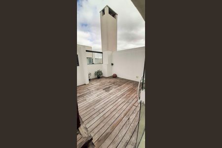 Apartamento à venda com 104m², 2 quartos e 3 vagas Apartamento à venda com 104m², 2 quartos e 3 vagasÁrea comum