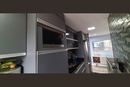 Apartamento à venda com 104m², 2 quartos e 3 vagas Apartamento à venda com 104m², 2 quartos e 3 vagasCozinha