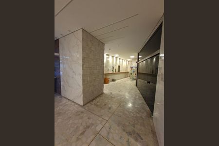 Apartamento à venda com 96m², 3 quartos e sem vaga Apartamento à venda com 96m², 3 quartos e sem vagaHall de Entrada