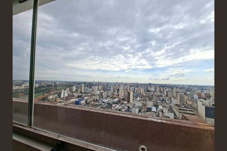 Apartamento à venda com 96m², 3 quartos e sem vaga Apartamento à venda com 96m², 3 quartos e sem vagaVista