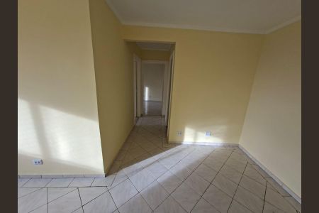 Apartamento à venda com 96m², 3 quartos e sem vaga Apartamento à venda com 96m², 3 quartos e sem vagaCorredor