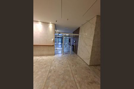 Apartamento à venda com 96m², 3 quartos e sem vaga Apartamento à venda com 96m², 3 quartos e sem vagaHall de Entrada