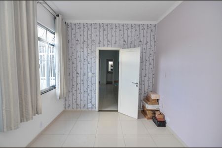 Apartamento à venda com 205m², 3 quartos e 1 vaga Apartamento à venda com 205m², 3 quartos e 1 vagaQuarto 1
