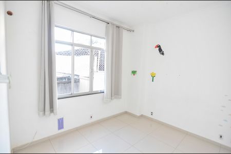 Apartamento à venda com 205m², 3 quartos e 1 vaga Apartamento à venda com 205m², 3 quartos e 1 vagaQuarto 2
