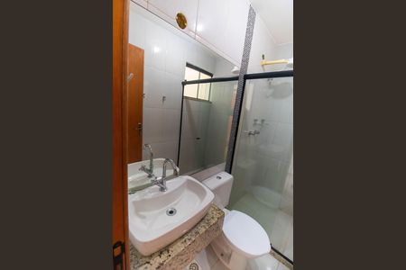 Casa para alugar com 155m², 4 quartos e 2 vagasBanheiro Social