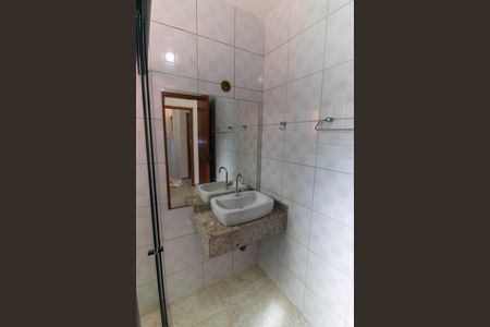 Casa para alugar com 155m², 4 quartos e 2 vagasBanheiro da Suíte