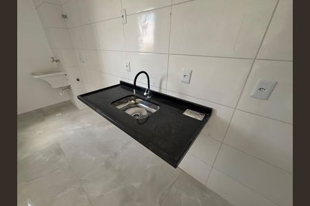 Cozinha  de apartamento para alugar com 1 quarto, 30m² em Cidade Antônio Estêvão de Carvalho, São Paulo