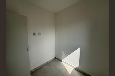 Casa para alugar com 38m², 2 quartos e sem vaga
