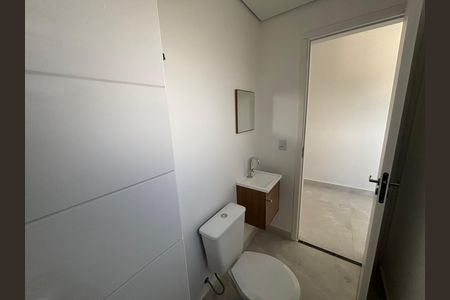 Apartamento para alugar com 38m², 2 quartos e sem vaga Apartamento para alugar com 38m², 2 quartos e sem vagaBanheiro