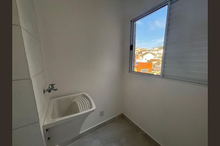 Área de Serviço de apartamento para alugar com 2 quartos, 38m² em Cidade Antônio Estêvão de Carvalho, São Paulo