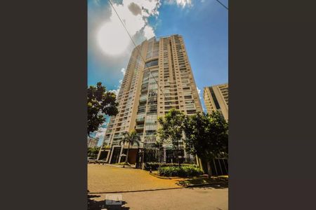 Apartamento para alugar com 85m², 1 quarto e 2 vagasFachada