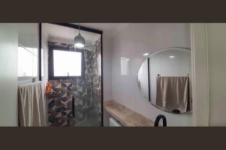 Apartamento à venda com 118m², 2 quartos e 3 vagas Apartamento à venda com 118m², 2 quartos e 3 vagasBanheiro