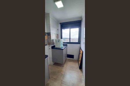 Apartamento à venda com 118m², 2 quartos e 3 vagas Apartamento à venda com 118m², 2 quartos e 3 vagasÁrea de Serviço