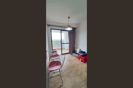 Apartamento à venda com 118m², 2 quartos e 3 vagas Apartamento à venda com 118m², 2 quartos e 3 vagasSala