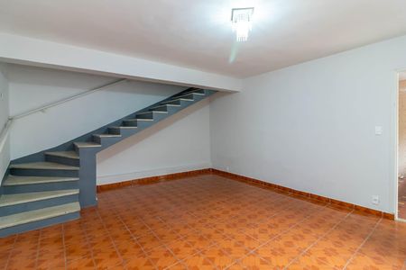 Casa para alugar com 90m², 2 quartos e sem vagaSala