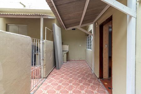 Casa para alugar com 90m², 2 quartos e sem vagaÁrea de Serviço e Quintal