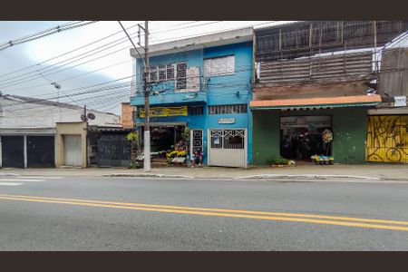 Casa para alugar com 90m², 2 quartos e sem vagaFachada