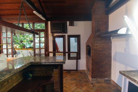 Casa para alugar com 281m², 3 quartos e 1 vaga Casa para alugar com 281m², 3 quartos e 1 vagaCozinha
